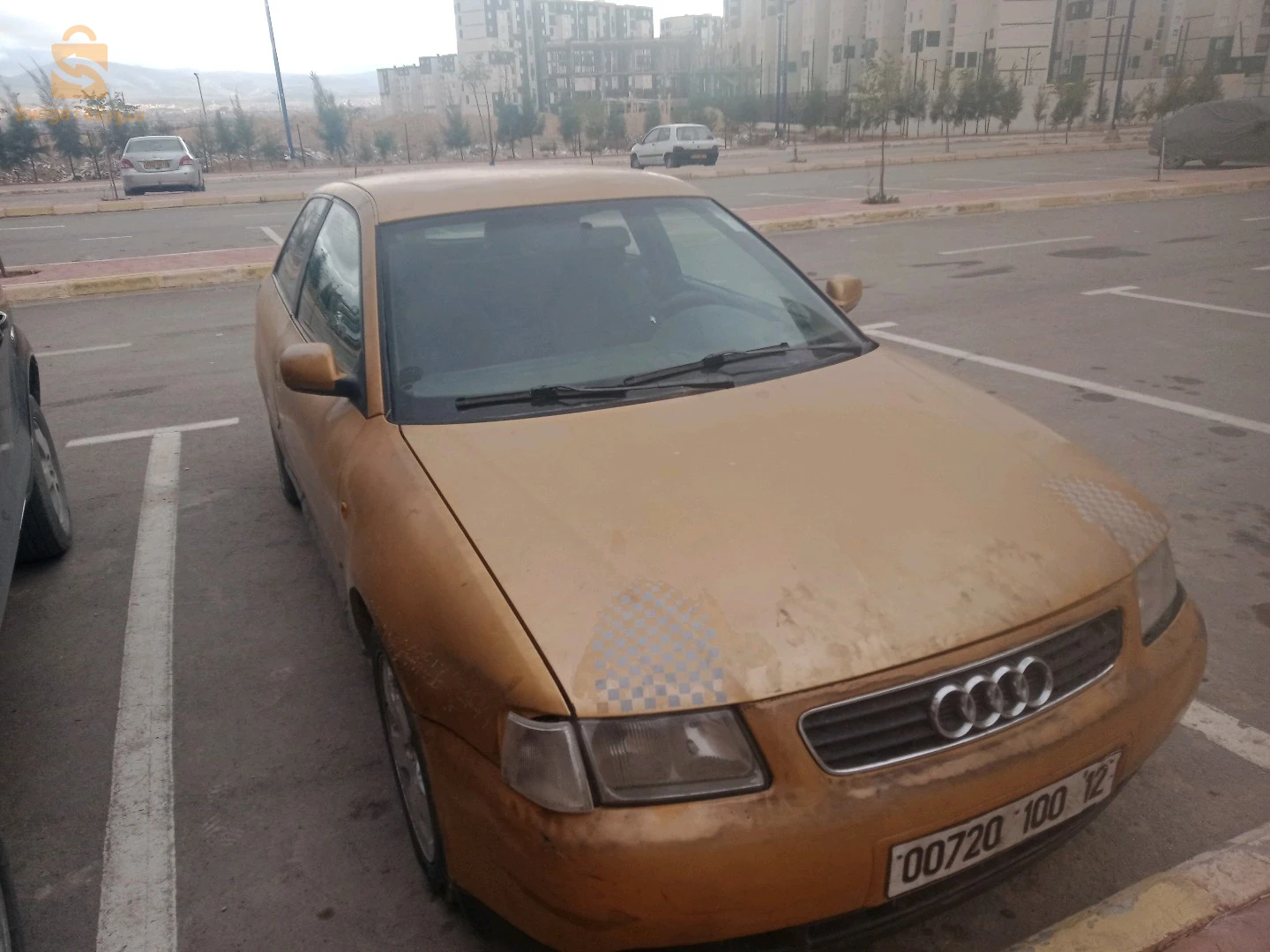 بيع ولا نبرز