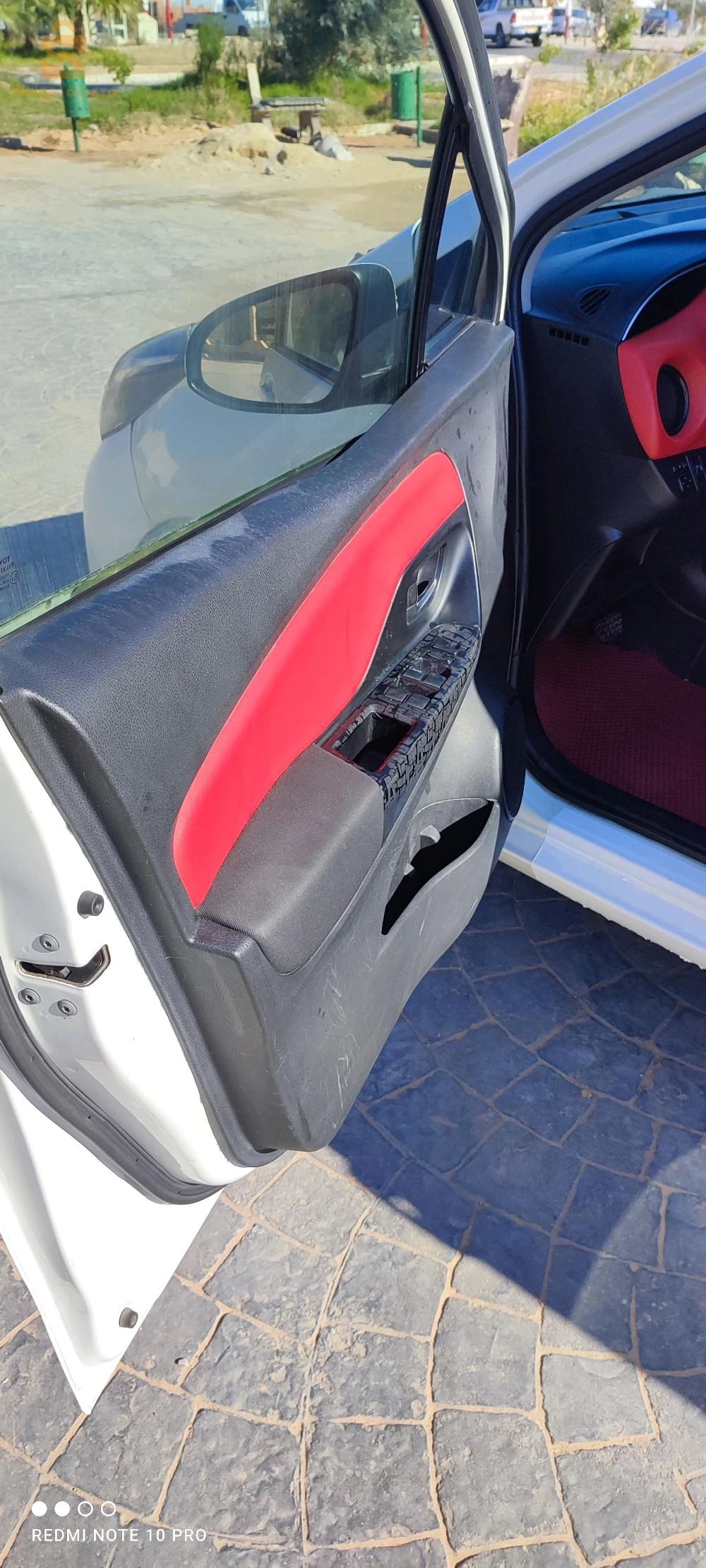 Toyota Yaris 2017 30 OUARGLA