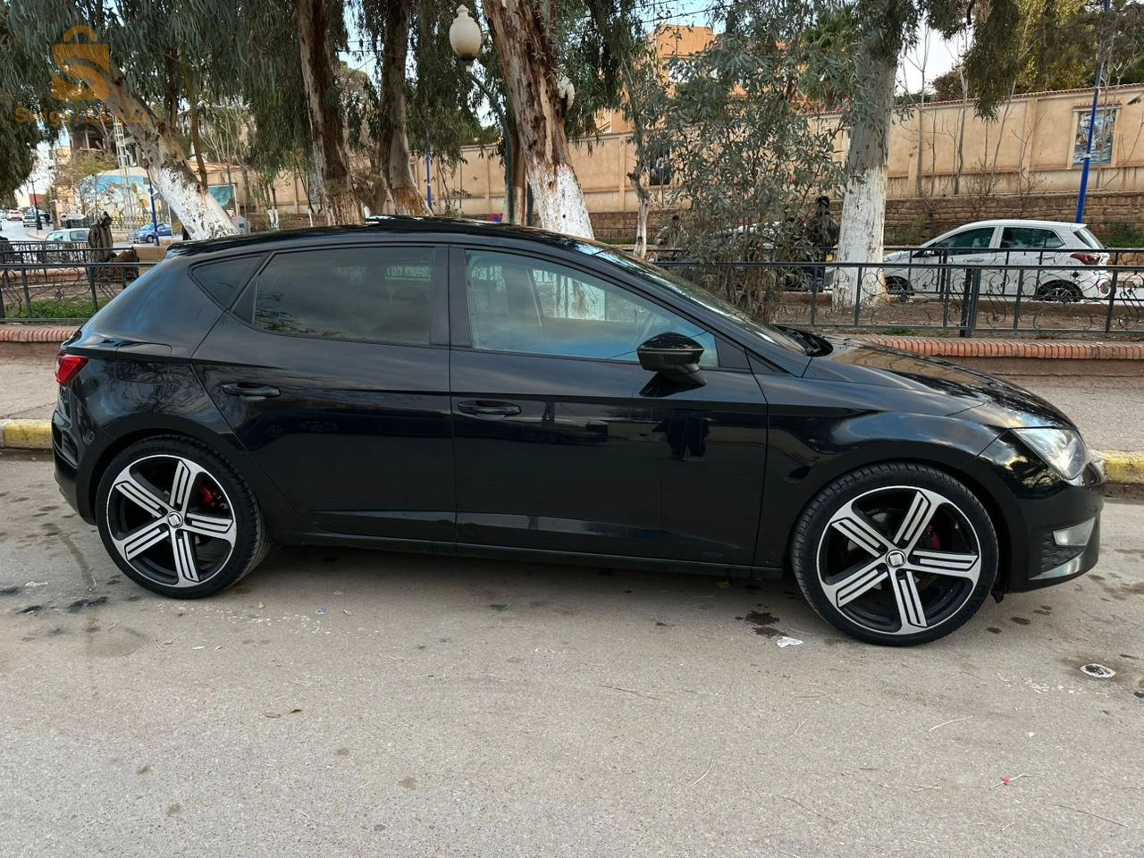Ww seat leon fr plus 2014 كلشي مبدل فيها لاشان كيت شان ديبرييابل كلش مبدل على 200الف  سيري بنوات جديد مفيها والو 00بنتورة
