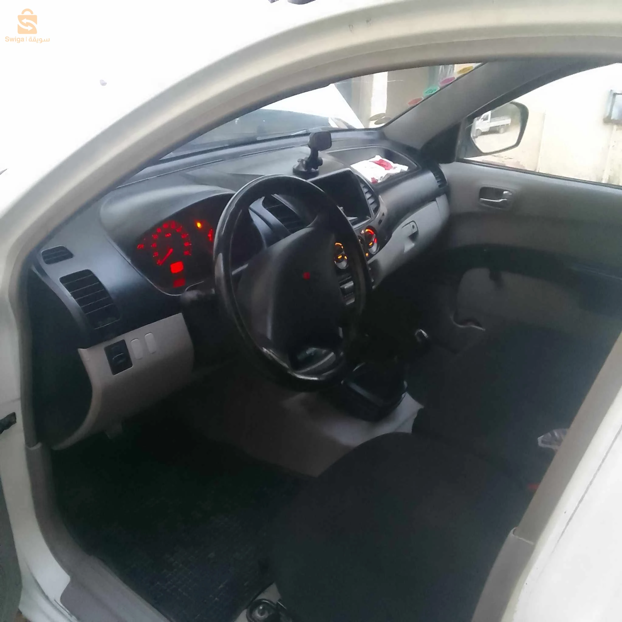 ميتسوبيشي L200 2007 10 البويرة