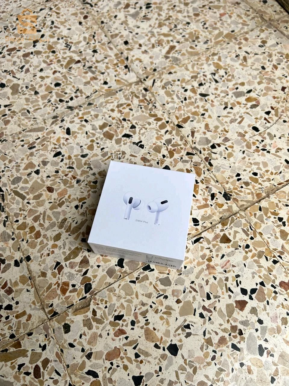 AirPods ew04 plus