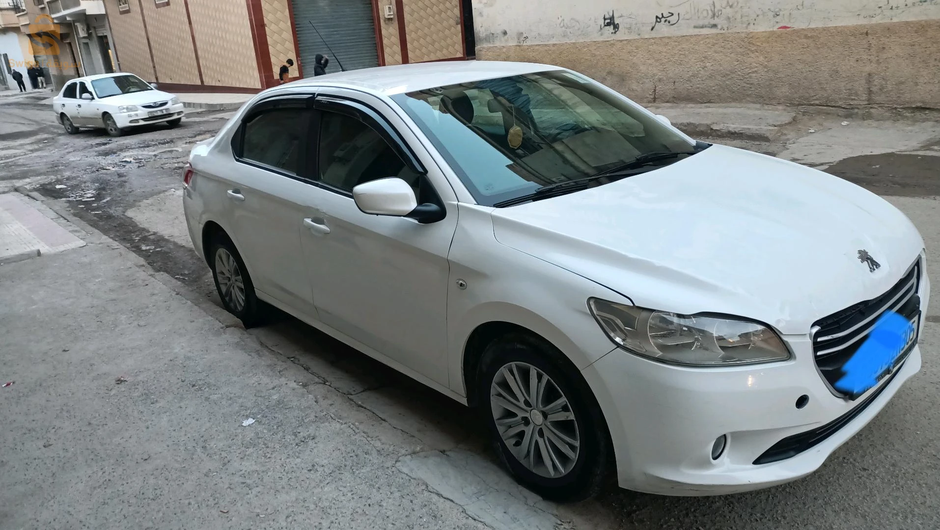 Peugeot 301 2013 5 BATNA