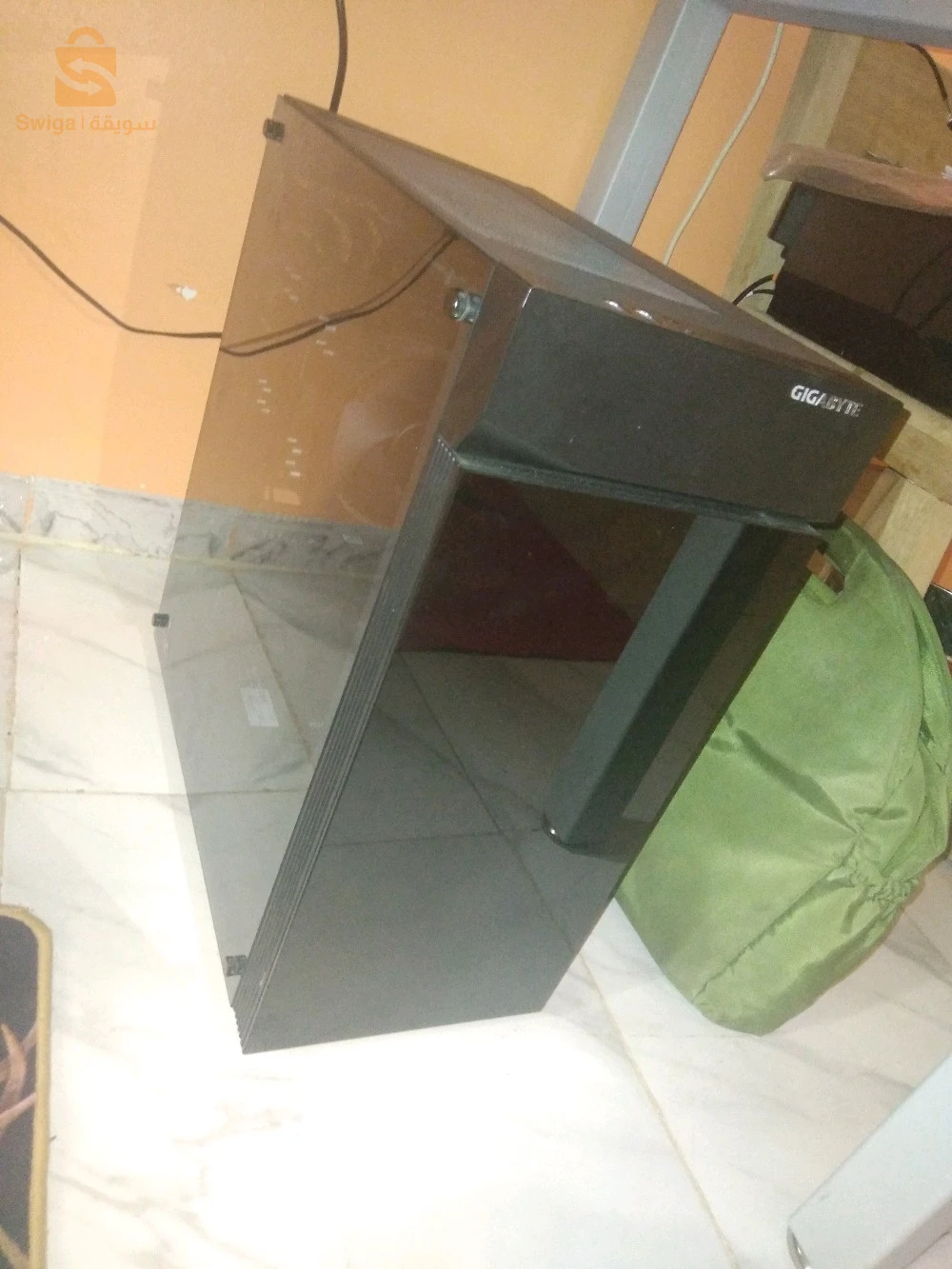 بيع جهاز كمبيوتر مكتبي للمهندسين