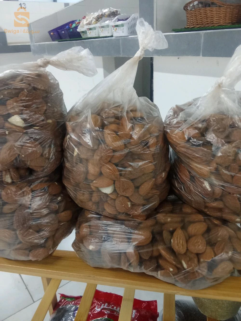 طاولة بيع منتوجات العجائن والحلويات