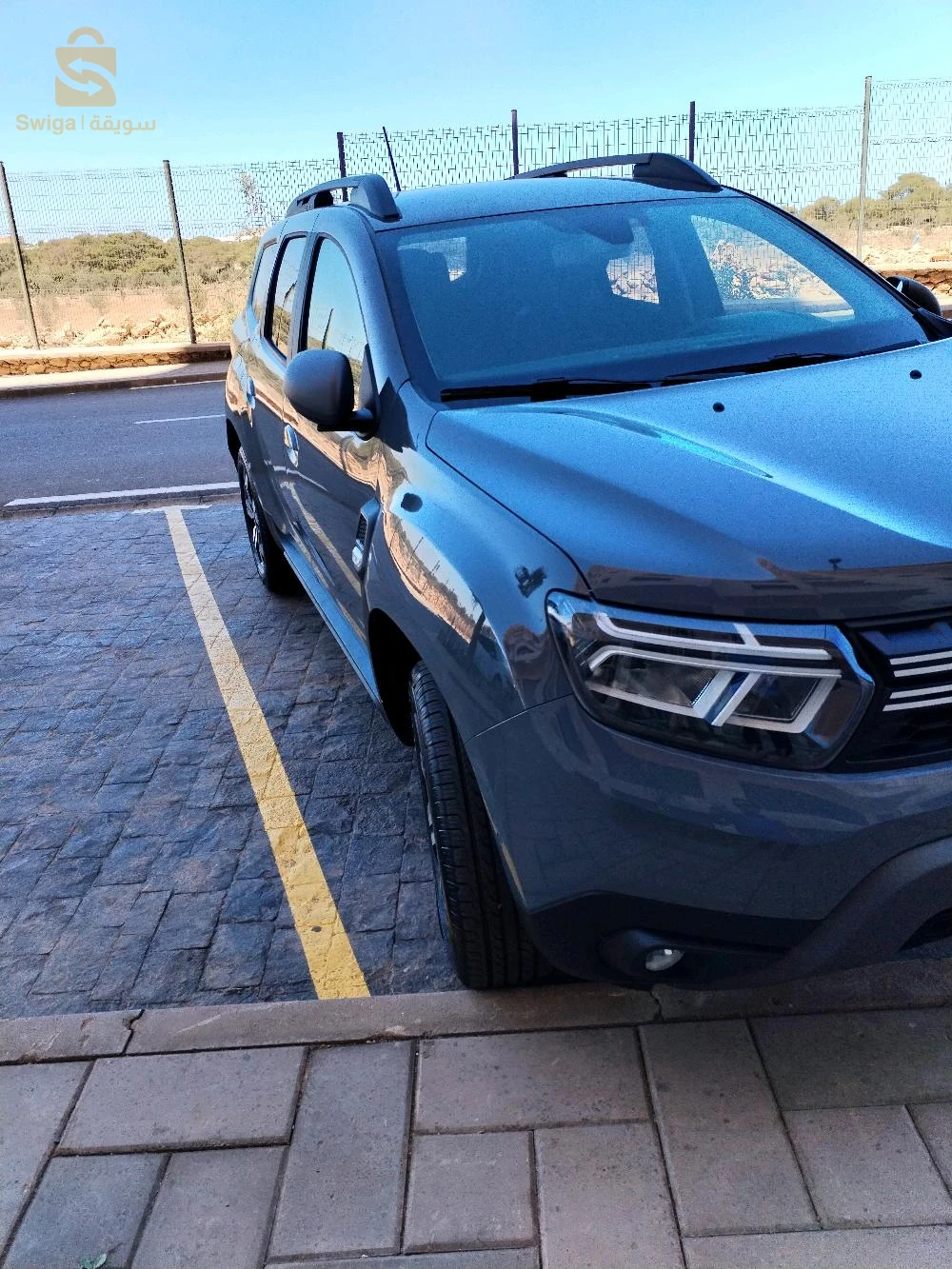 Dacia duster état neuf