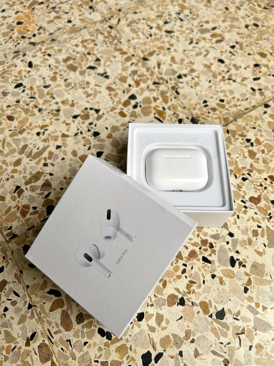 AirPods ew04 plus