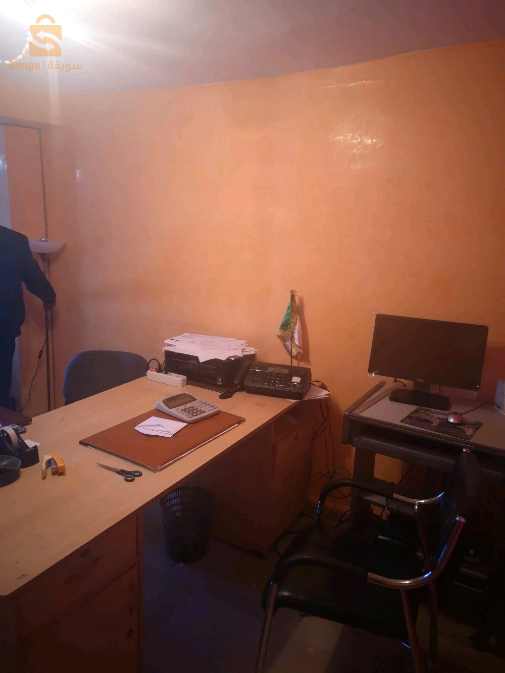 السلام عليكم عندي محل للبيع في مدينه بوهارون اللي هم الامر يتصل الرقم التالي 07 70 94 48 02
