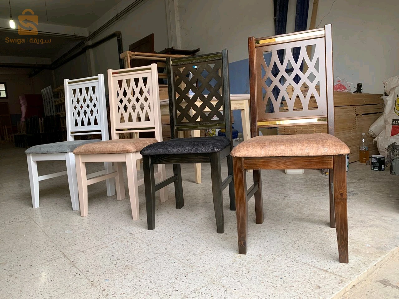 طاولات عصرية