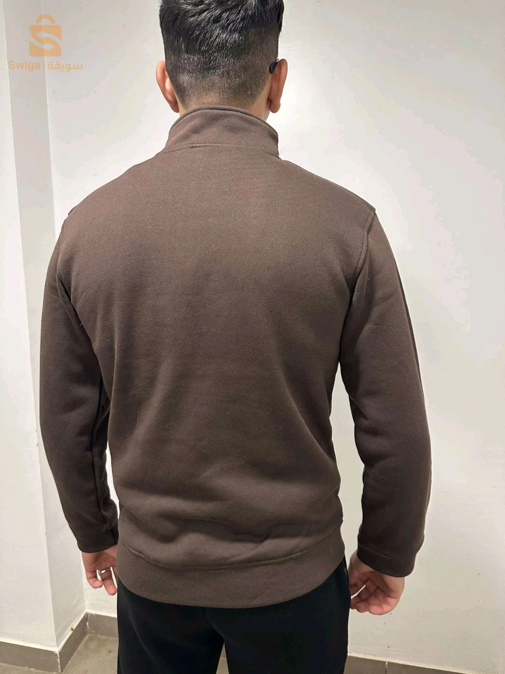 قمصان و تيشرتات