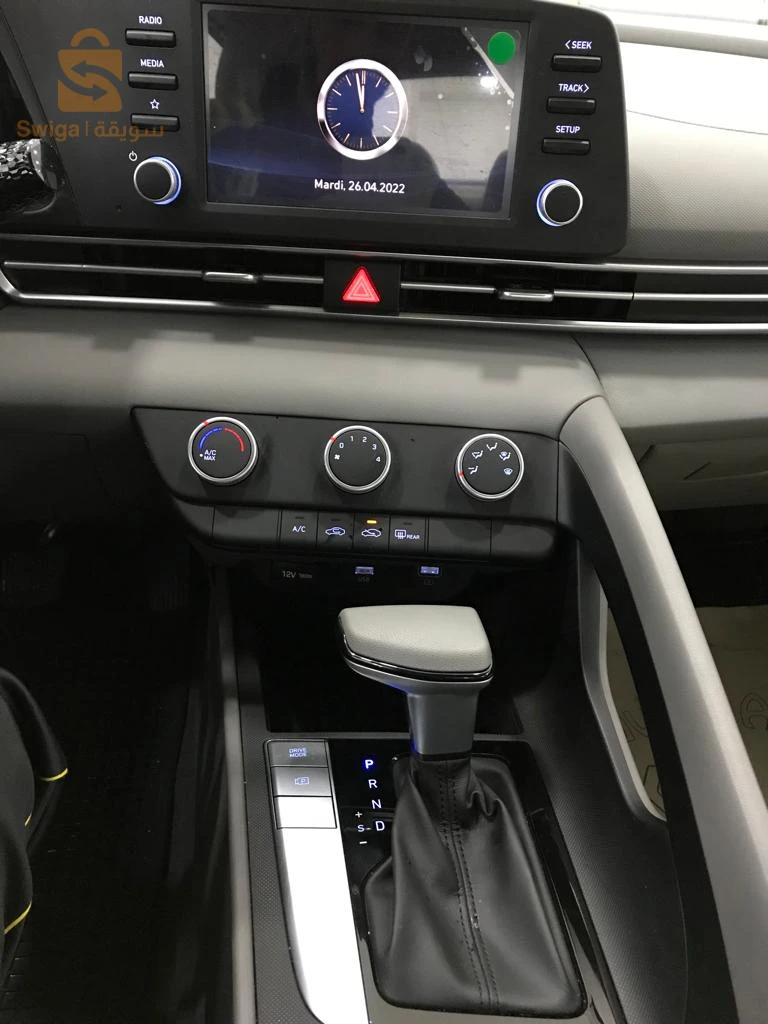 Hyundai Elantra 2022 16 ALGER