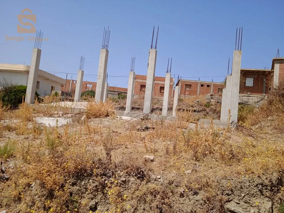 سكن غير جاهز للبيع بالكرسى ولاية سكيكدة قريب من البحر