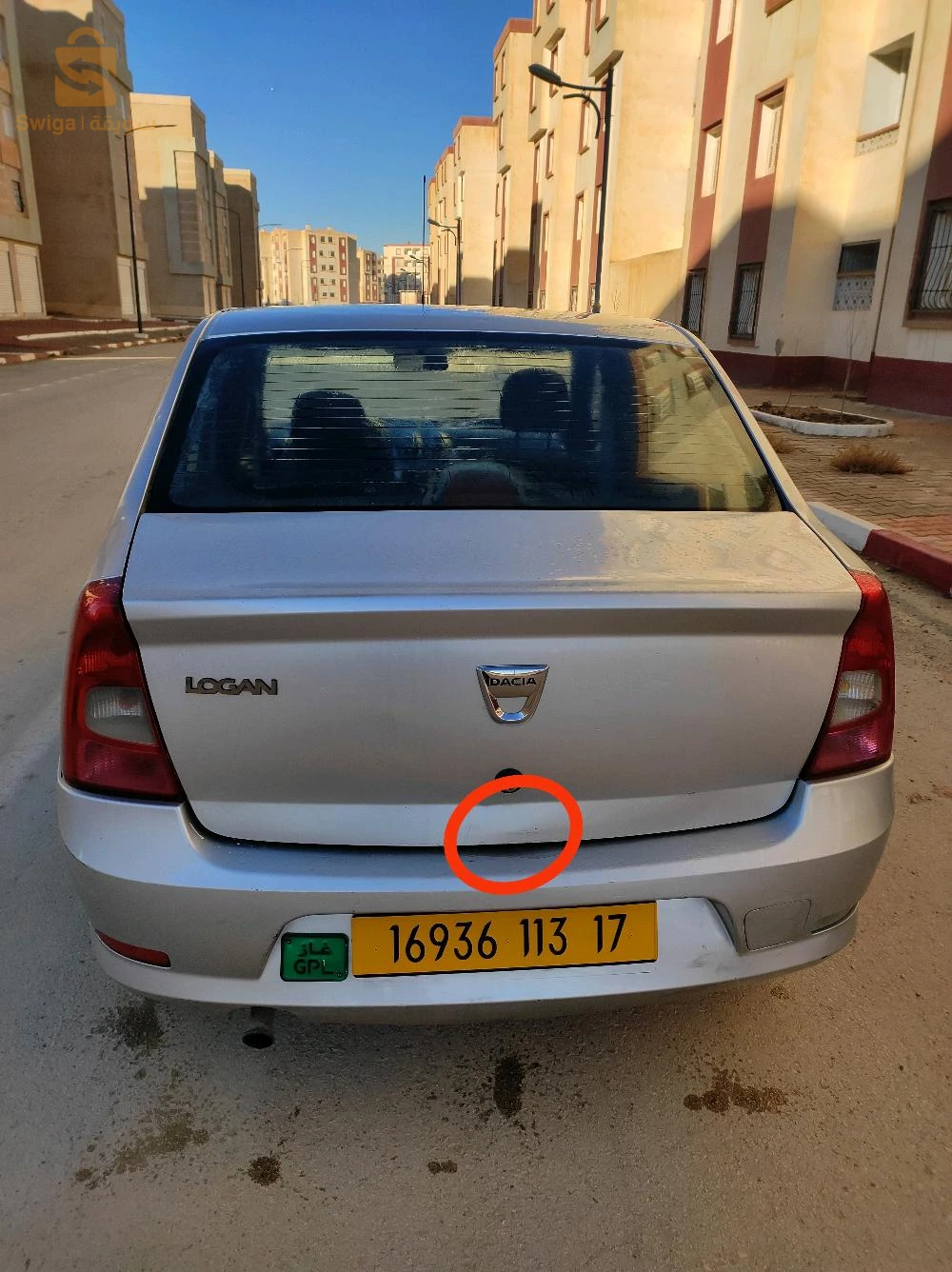 لوقان 2013 باز كليم غاز بنزين 
محرك ماشي 578 مريفيزي على 340
سيسبونسيو 10/10
محرك 1.6 
البانتورة ما فيهاش
الفروا فيها حاجة قليلة راهي في فيديو موضح
كلش فيها مرقل و يمشي.... اسيستي شوية ثقيلة... كونبرسور
اما الباقي سيارة ما شاء الله
ساموني حلال 190 
0796300680