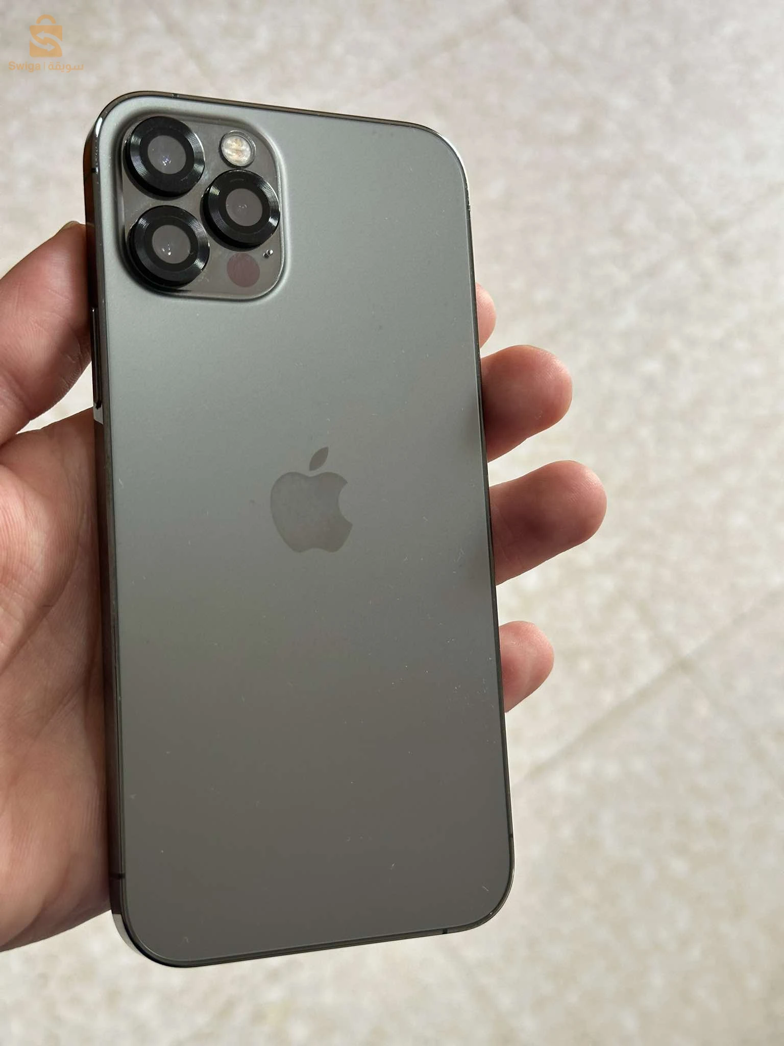 12 pro 
batri 80
stokg 128
10/10