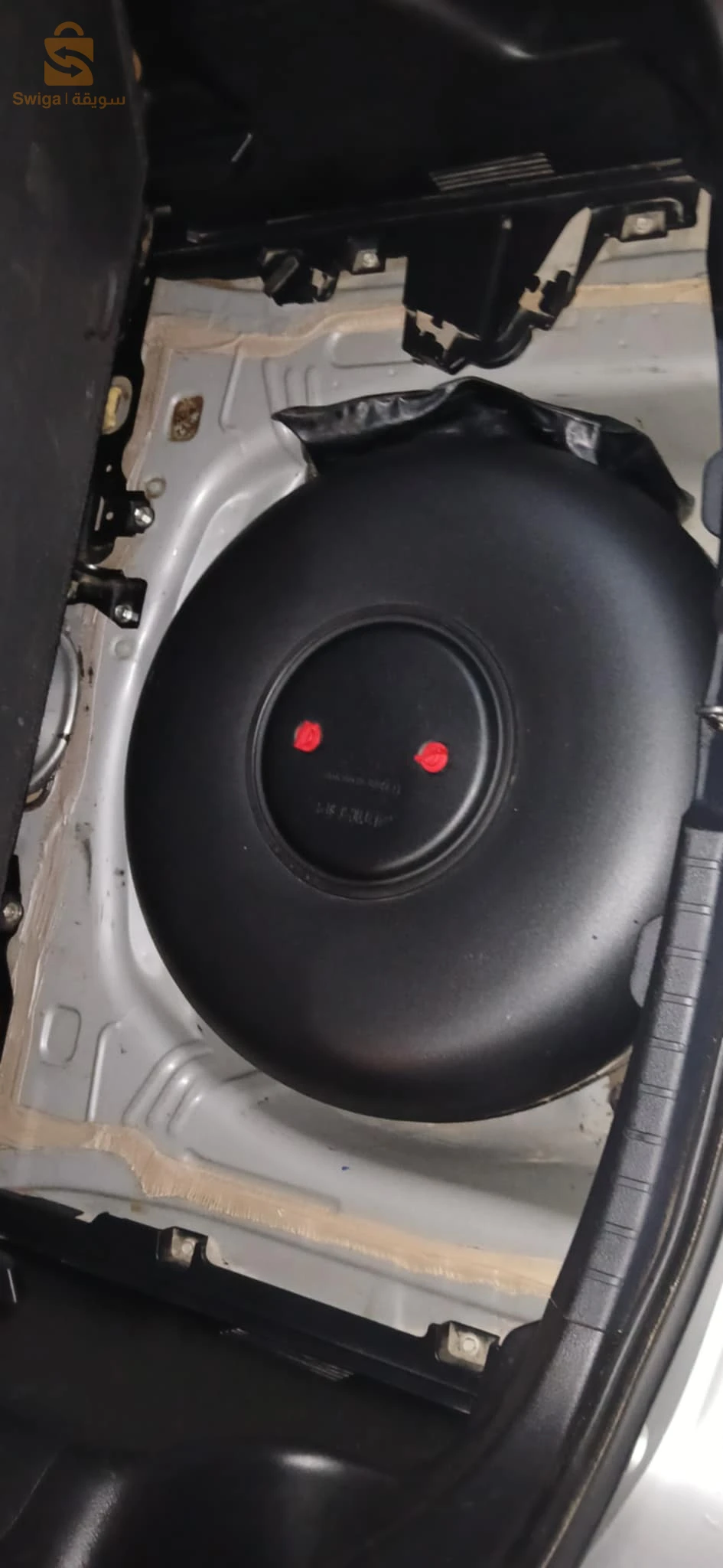 بارشوك أفو مبدل
ماشية 121 فيها قرعة غاز
فرو راهي باينة في تصاور