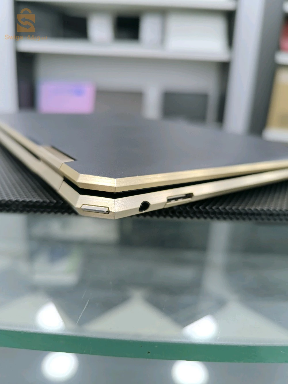 hp spectre tactile rotation 360 i7 10eme génération 1tb ssd