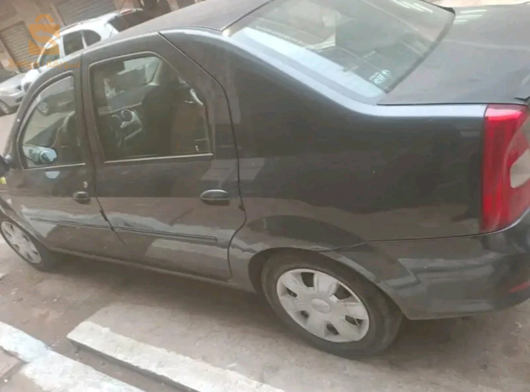 Logan 2013 roule 293 000 km