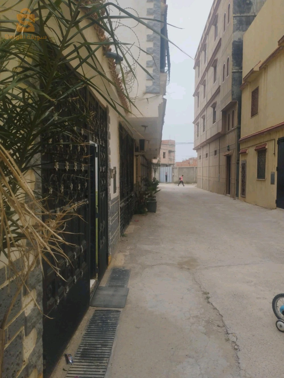 فيلا للبيع 3 طوابق مفرشة 
0542277861