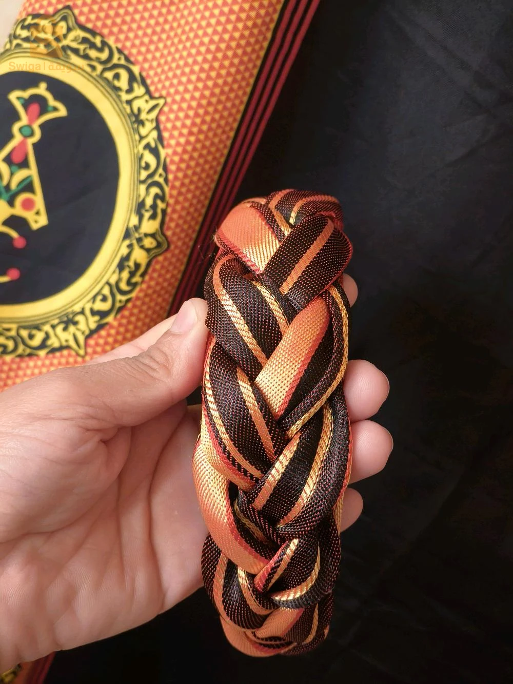 accessoires cheveux -  plateau miroir - les dattes fourrées