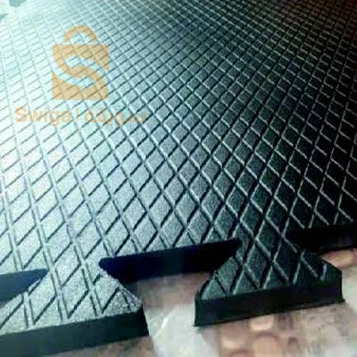 السلام عليكم 
امن لديه ارضيات الابقار (tapis ) للبيع او أين يمكن ايجادها يتصل بي على الرقم 0779471549