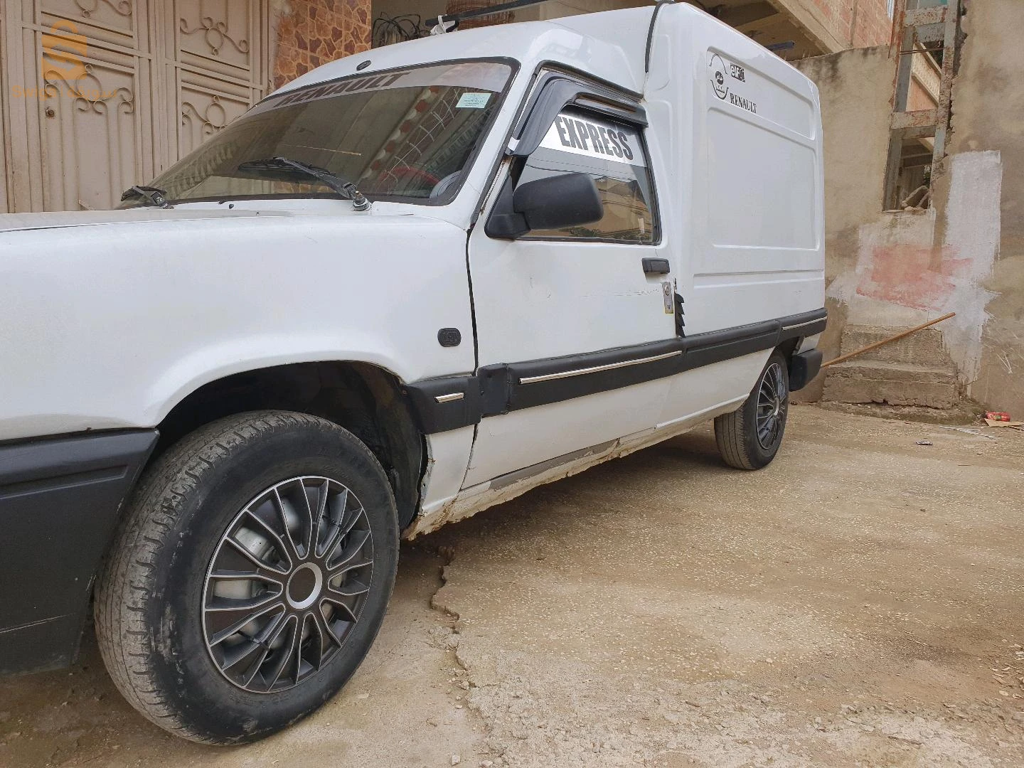رينو Express 21 سكيكدة