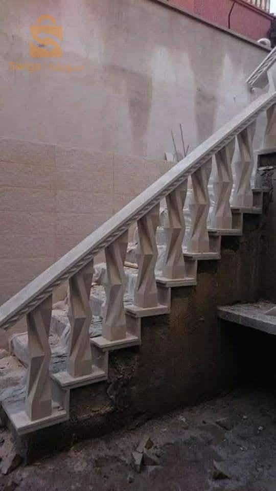 حجر والرخام بتغليف البيوت والمساجد والمسابح