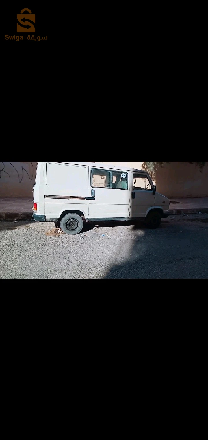 بيجو Boxer 1986 46 عين تموشنت