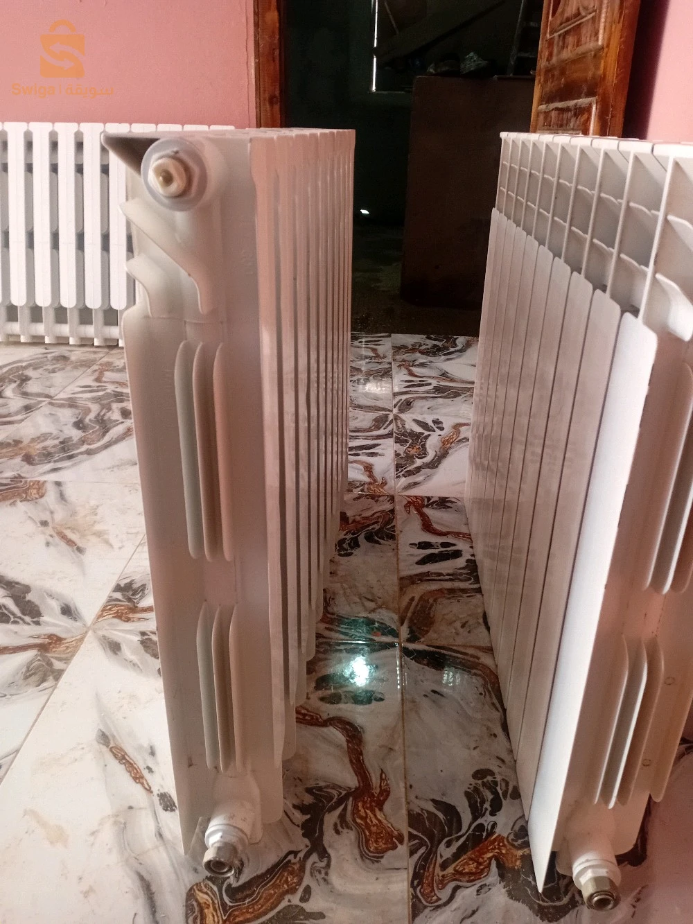 جديد الله يبارك ماشي قاع خادم كاين 3 لي انتيريسي مرحبا