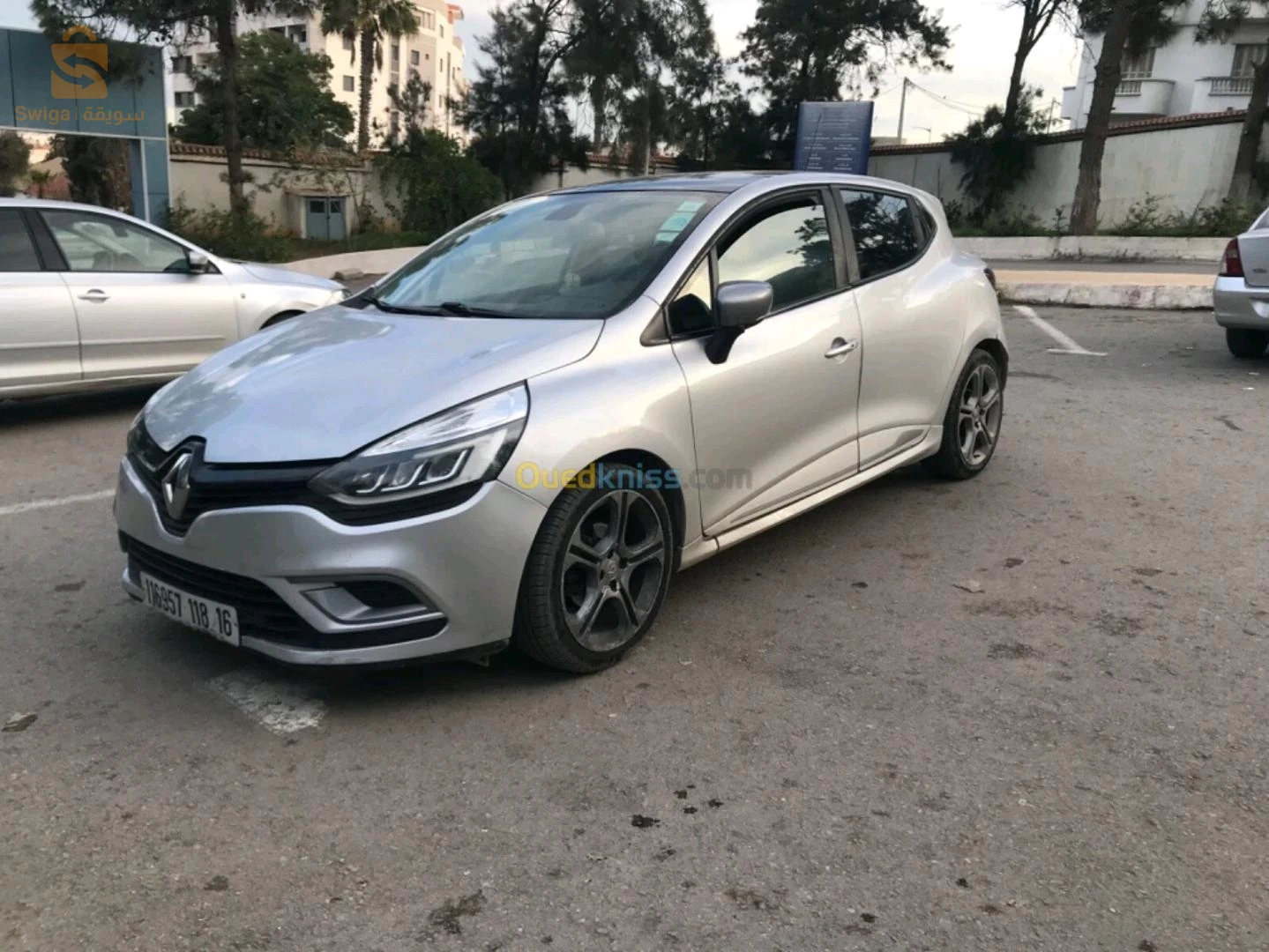 raccord porte passager aille m3awad