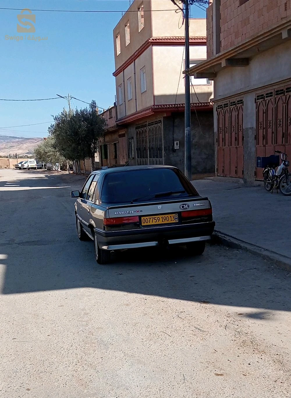رينو R 25 13 تلمسان