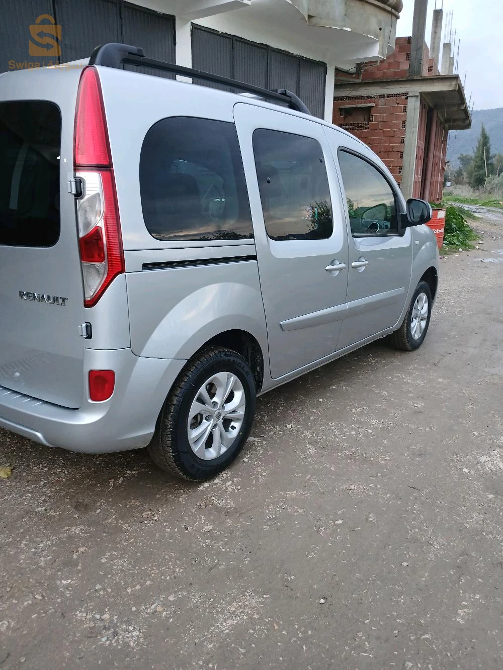 رينو Kangoo 2021 10 البويرة