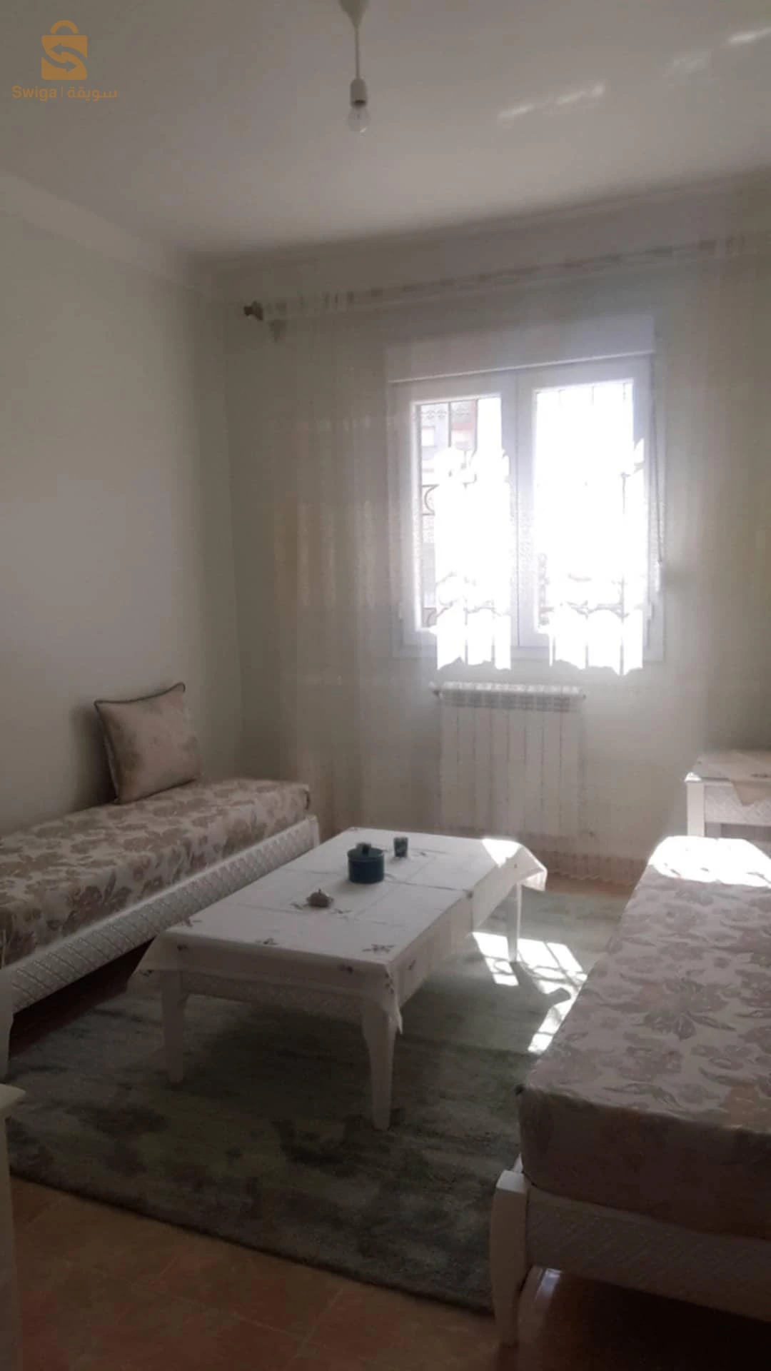 Salon Qaada à vendre