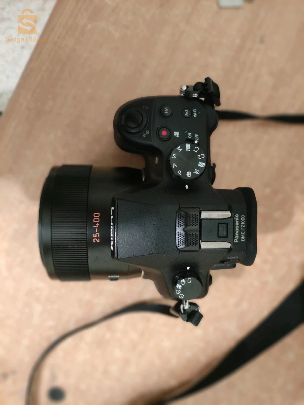 LUMIX PANASONIC DMC-FZ1000
F2.8
ISO 32000
25-400mm zoom
WIFI 
INPUT:(mic, hdmi ,av out/digital)
49 point of auto focus
LCD flip out screen 3:2
RAW photos with 20 miga pixel
4K 25fps 100mp/s
1080p 50fps.
HD 100fps (slowmotion)
flash,viewfinder, battery charger,
BATTERY: 400 click, ~2h for video
EASY MENU TO USE
filming 29min contenu with 4k