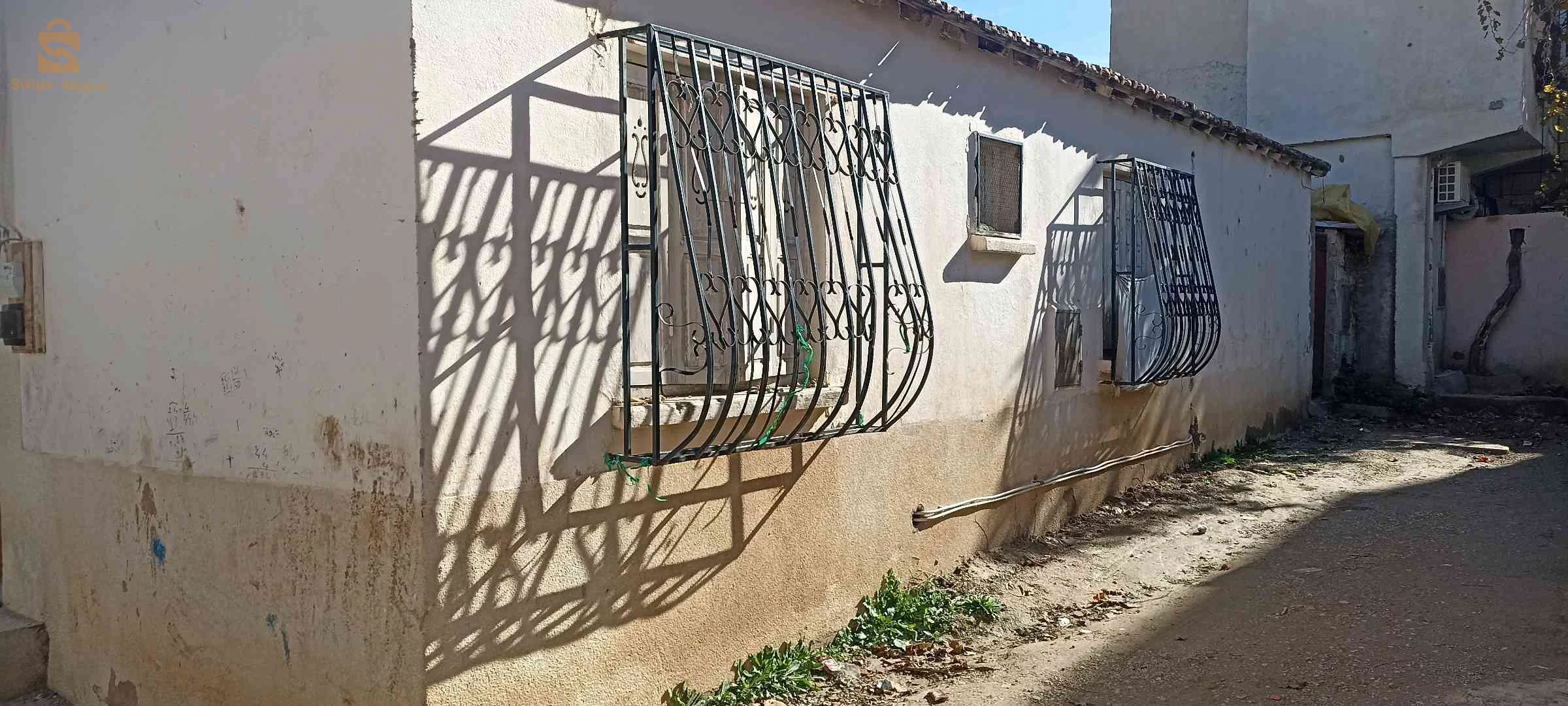 منزل للبيع عين البيضاء احريش مركز