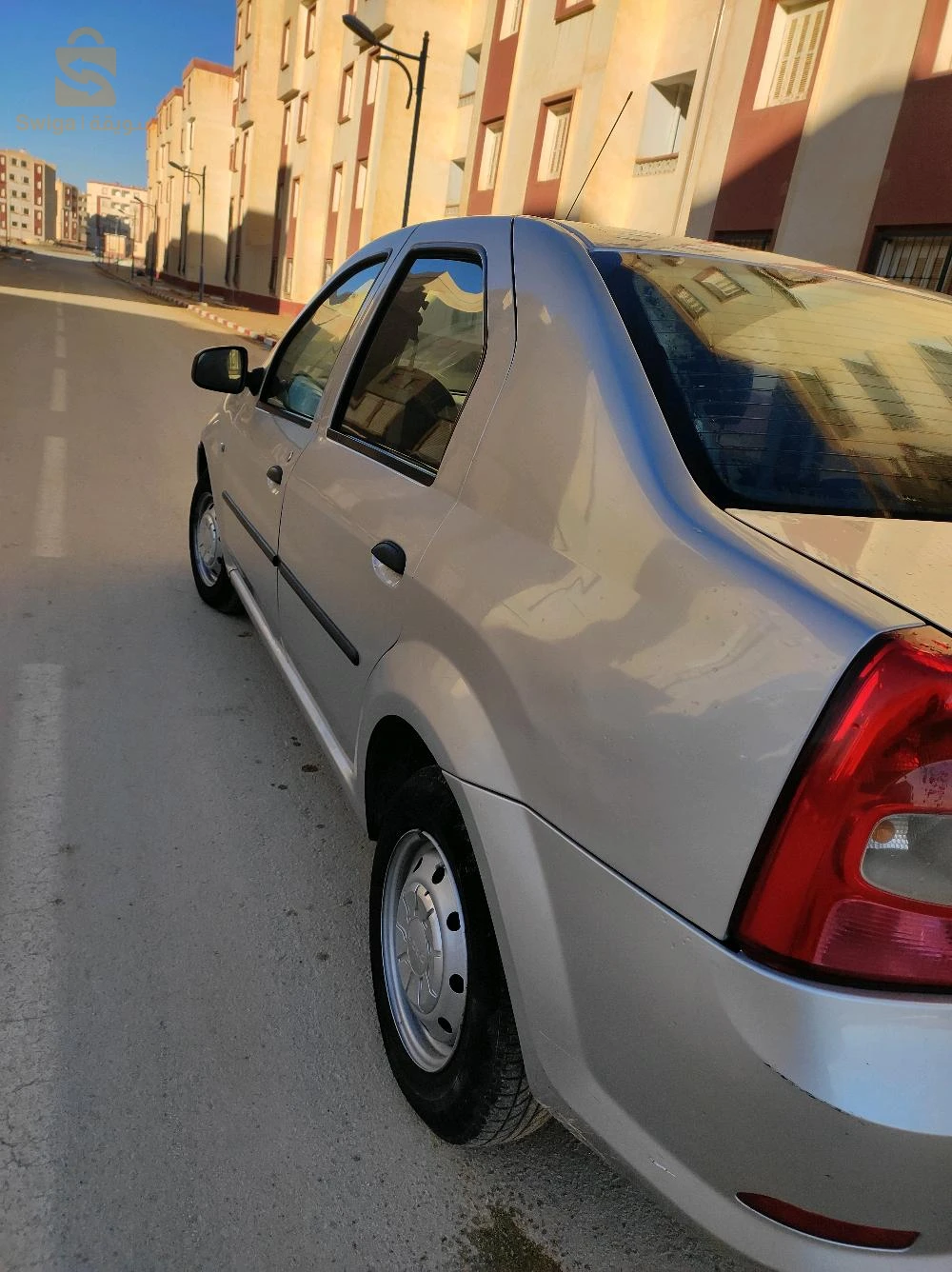 داسيا Logan 2013 17 الجلفة