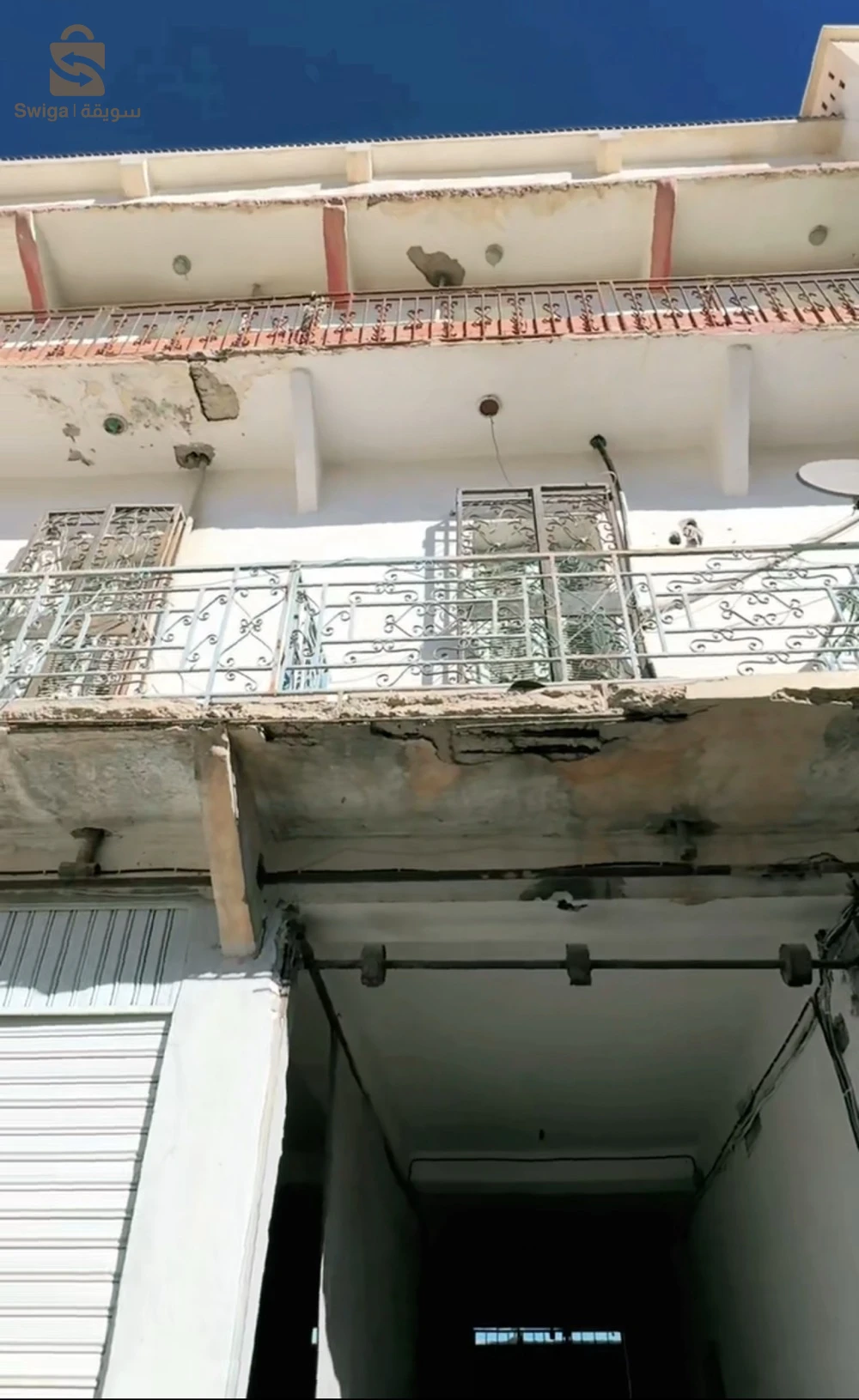 مبنى بمساحة 1070مترمربع في قلب مدينة تبسة مقابل المرشي تجاري مئة بلمئة بدفتر العقاري