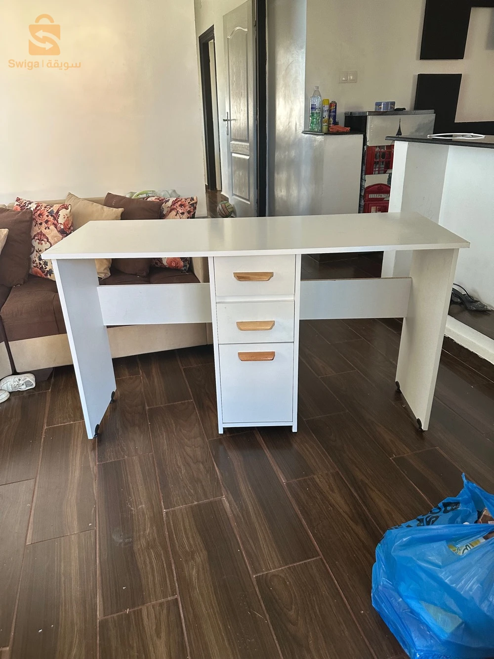 bureau 2 place top modale et très bon finition et solide ✅👌🏽