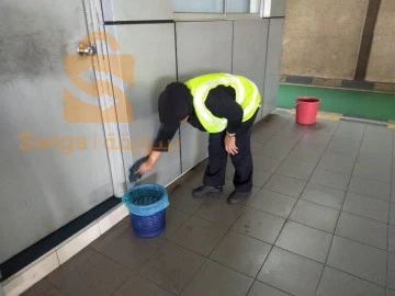 Service a domicile Femme de menage societe de nettoyage entreprise de jardinage