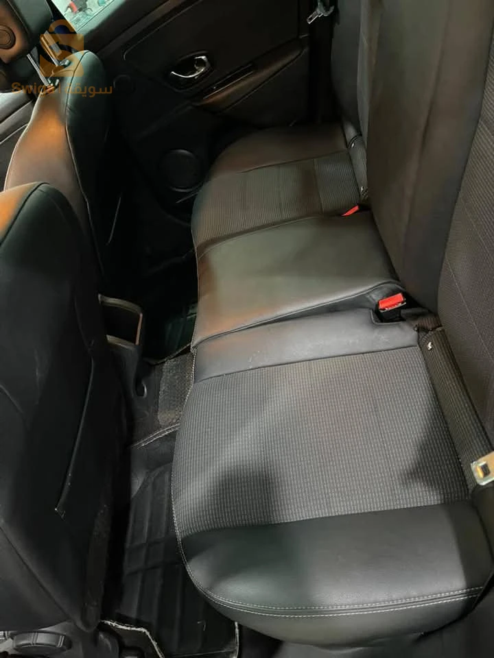 رينو Megane 2012 23 عنابة