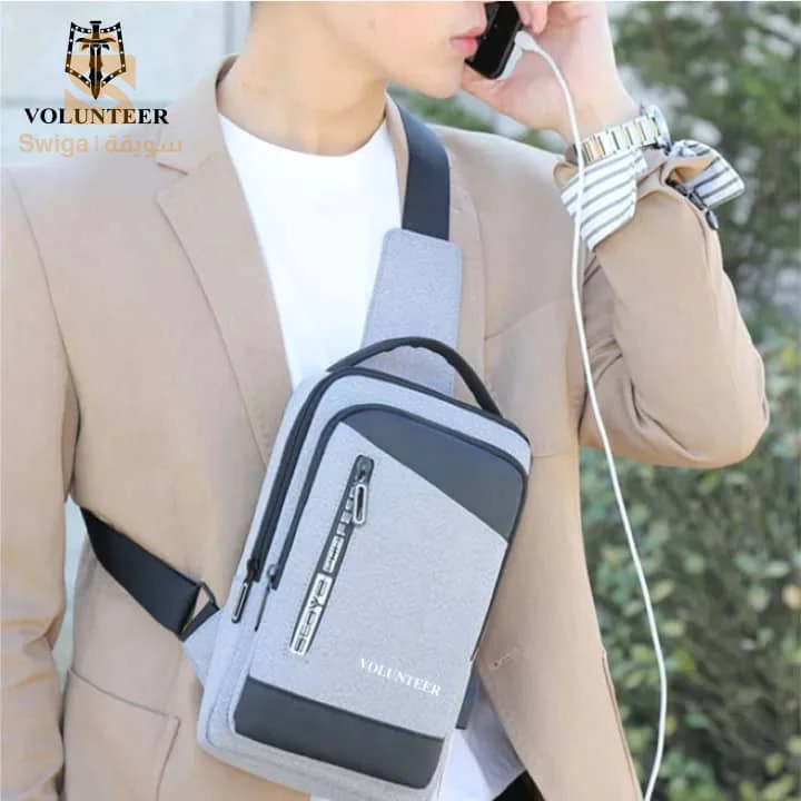 Sacoche à bandoulière Pour Homme avec chargement USB
حقيبة كتف رجالية مزودة بشحن USB