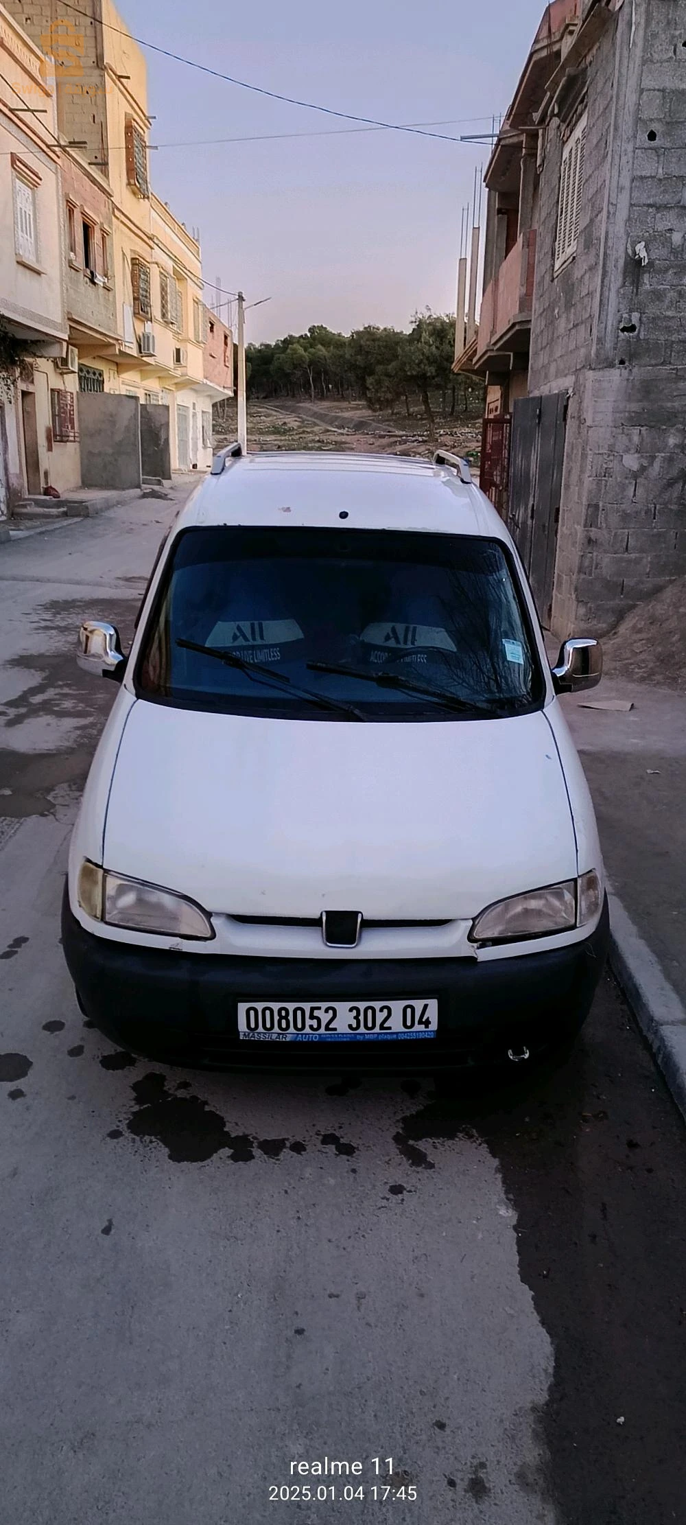 Peugeot Partner 2002 4 OUM EL BOUAGHI