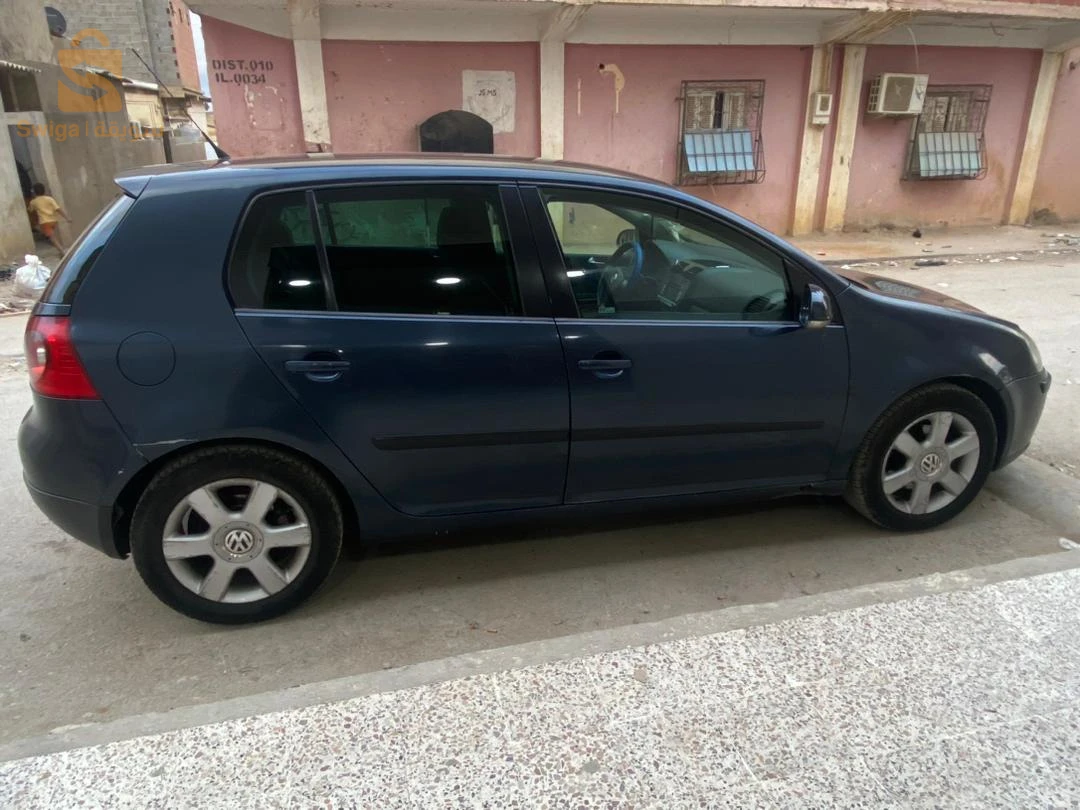 فولكس واجن Golf 2008 21 سكيكدة