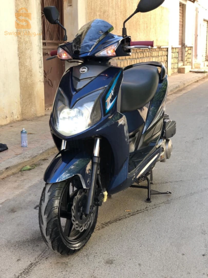 دراجة نارية للبيع j4