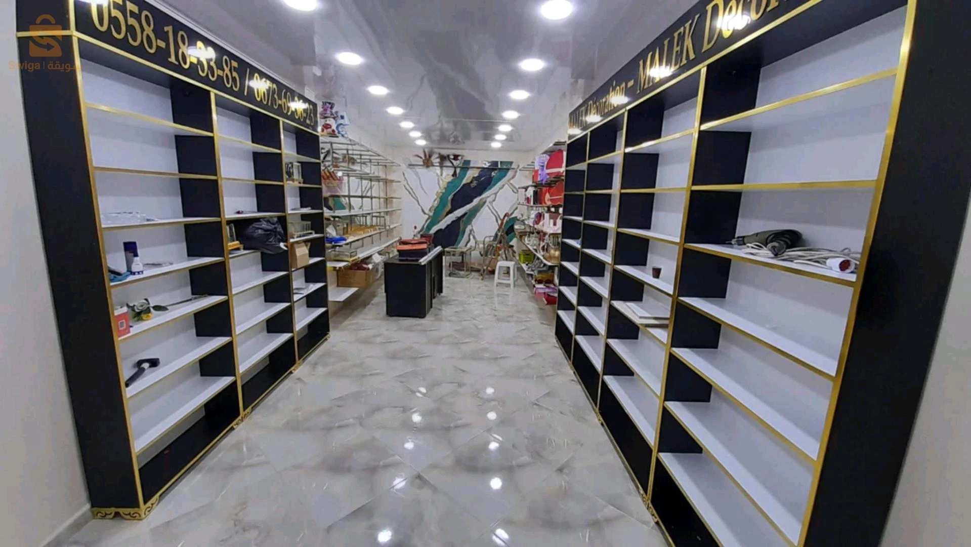 محل للبيع سلعة تعو او ديكور