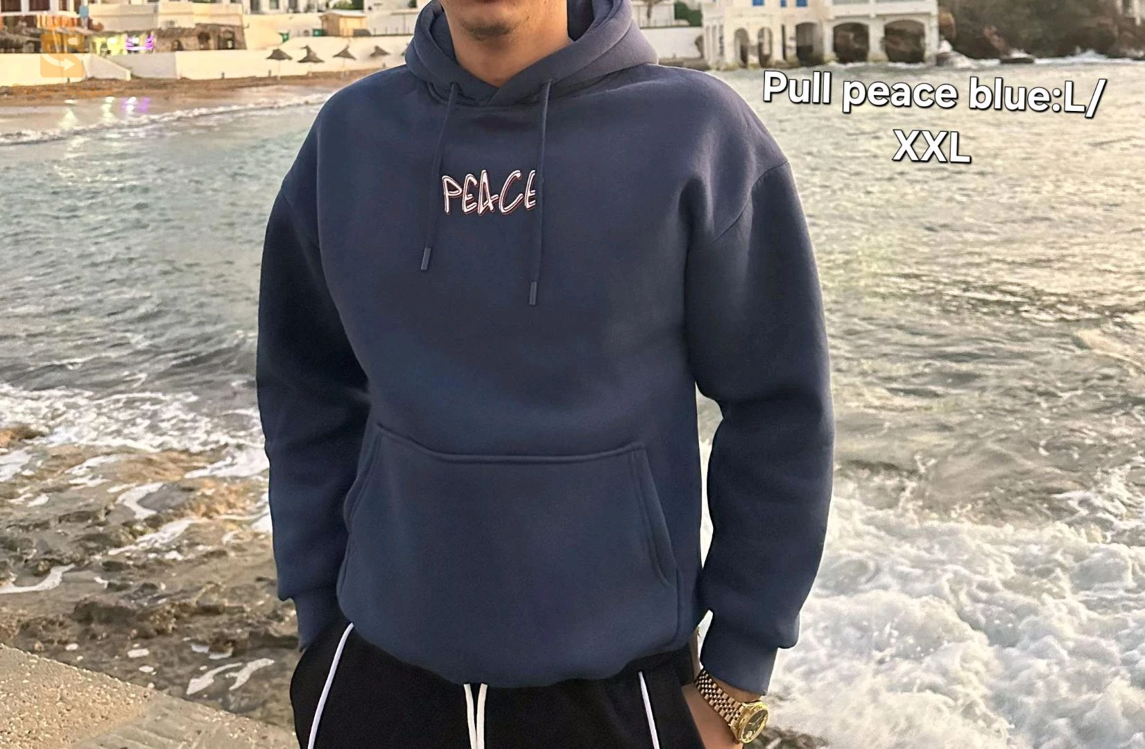 قمصان و تيشرتات