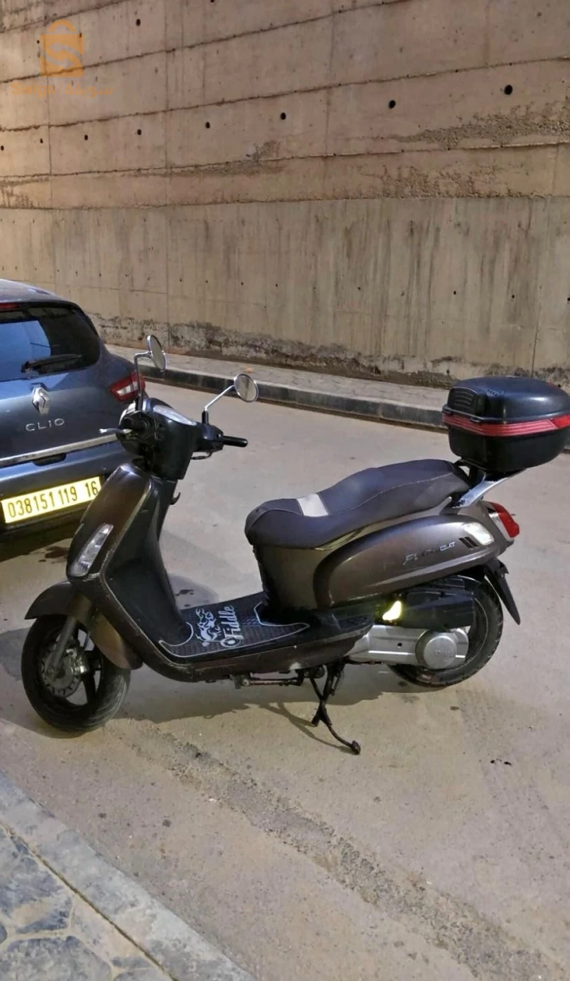 moto n9iya tae khedma motteur mayn9sch zit