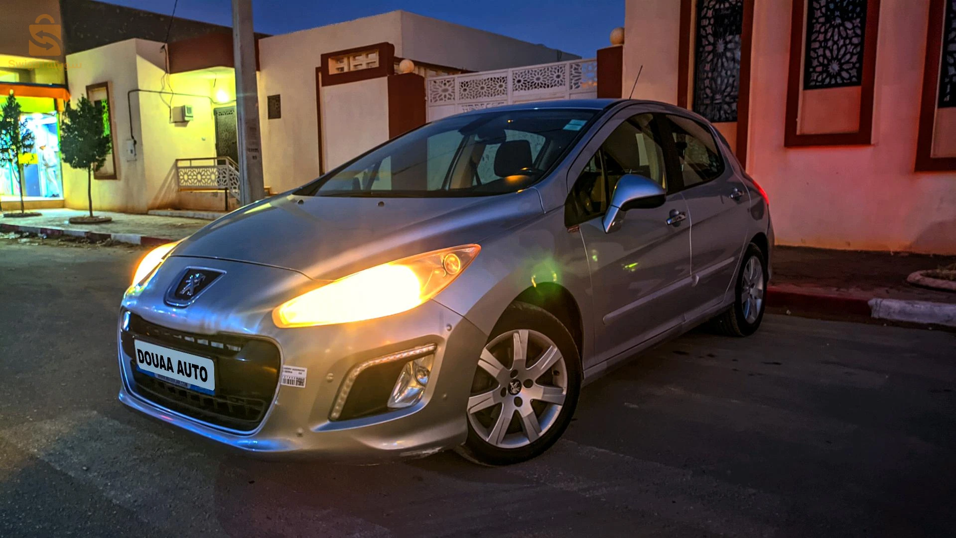 بيجو 308 2012 3 الاغواط