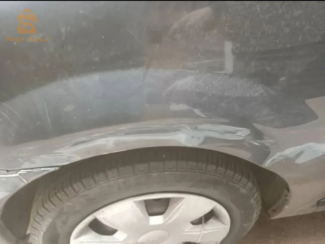 Logan 2013 roule 293 000 km