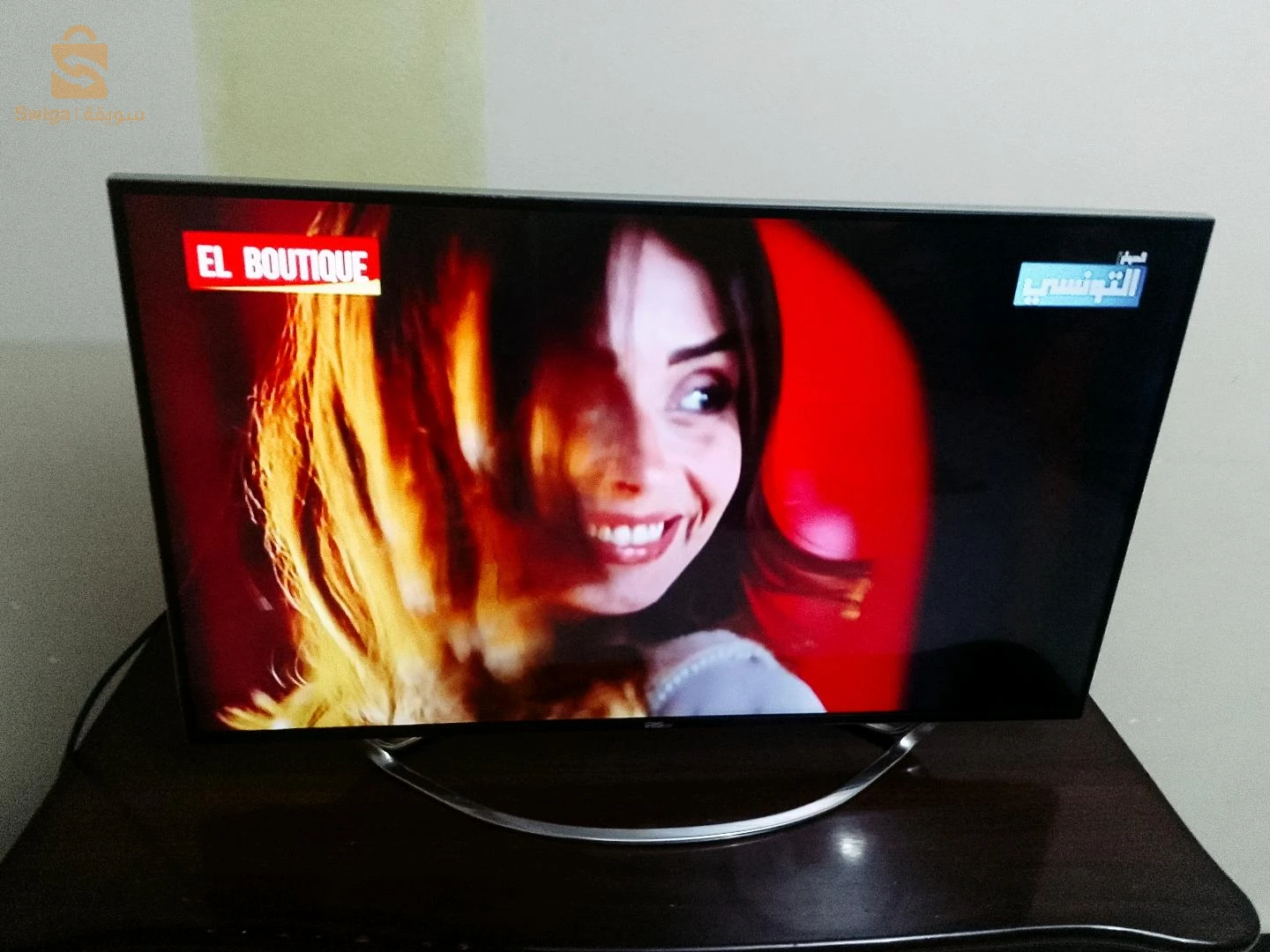 IRISsatTV"43"pouce LED Smart