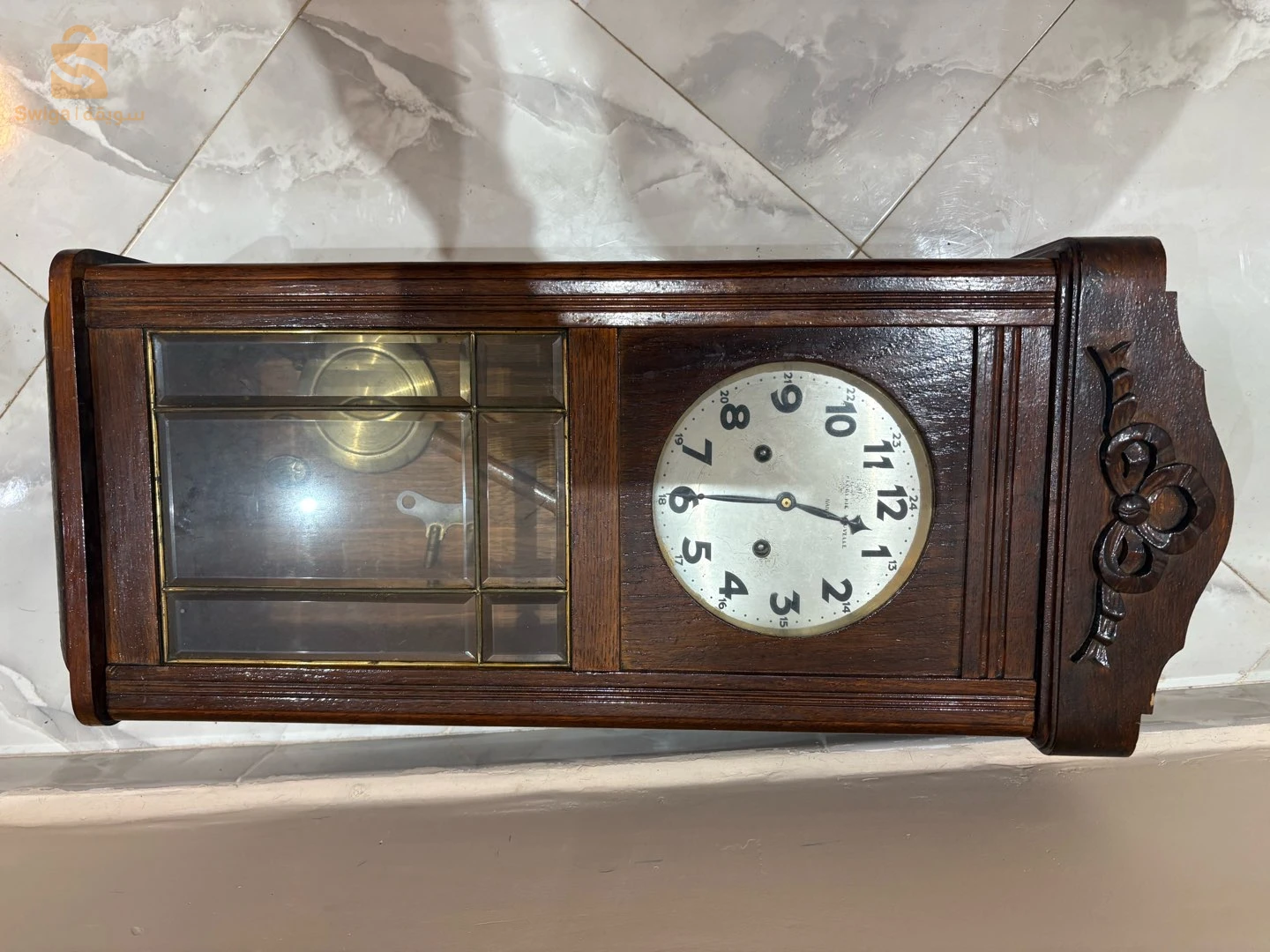 orloge murale mécanique