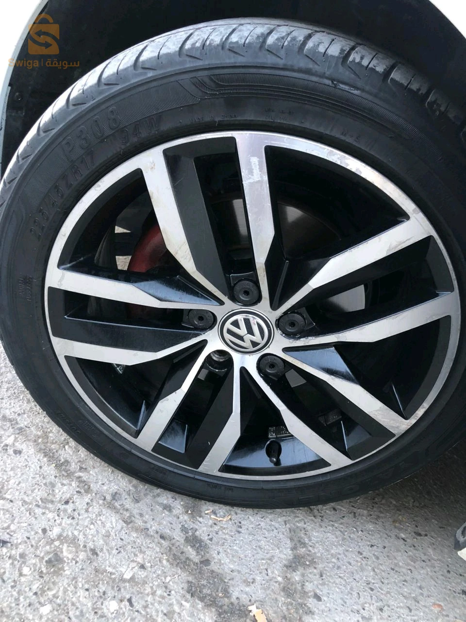 golf 7 hailine 2l 110 ch نظيفة ماشاء الله فيه بارشوك و 2 راكور على نضافة صغار فيها موتور محطوط ربي بارك ،ميكانيك سيسبونصيو 10\10 كل مارش راهي في ميلة سنطر